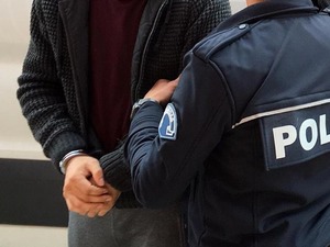 Bayrampaşa Belediyesine y&ouml;nelik yolsuzluk soruşturmasında 12 zanlı g&ouml;zaltına alındı