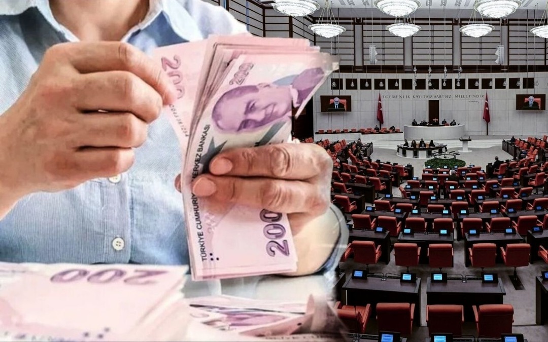 Milyonların g&ouml;z&uuml; Meclis'teydi: Emekli maaşı i&ccedil;in karar verildi!
