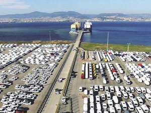 Sakarya'nın 2025'te &uuml;rettiği 177 bin 167 taşıt d&uuml;nya yollarında