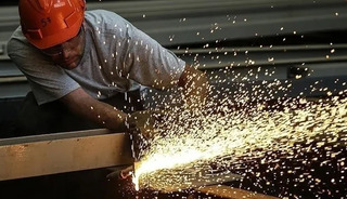 ABD'de imalat sanayi PMI, ocakta hafif yükseldi