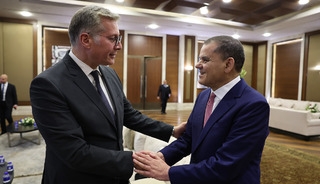 Libya Başbakanı Dibeybe, Mısır Petrol Bakanı Bedevi ile enerji alanında işbirliğini görüştü