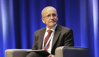 Hazine ve Maliye Bakanı Şimşek, yarın Hong Kong'da temaslarda bulunacak