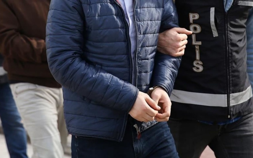 Barış Turgut organize su&ccedil; &ouml;rg&uuml;t&uuml;ne y&ouml;nelik operasyonda 17 kişi tutuklandı