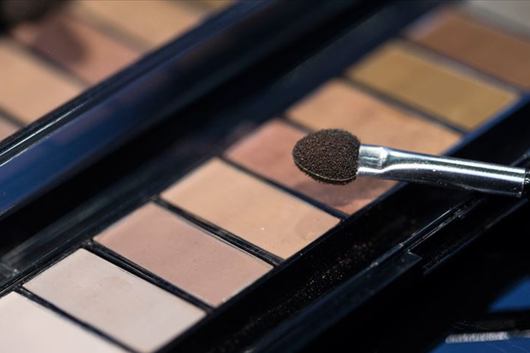 10. yılını yeni doldurmuştu! D&uuml;nyaca &uuml;nl&uuml; kozmetik markası iflas bayrağını &ccedil;ekti