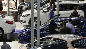 Otomobil satışlarında tablo değişti! S&uuml;r&uuml;c&uuml;ler en &ccedil;ok o modeli tercih ediyor