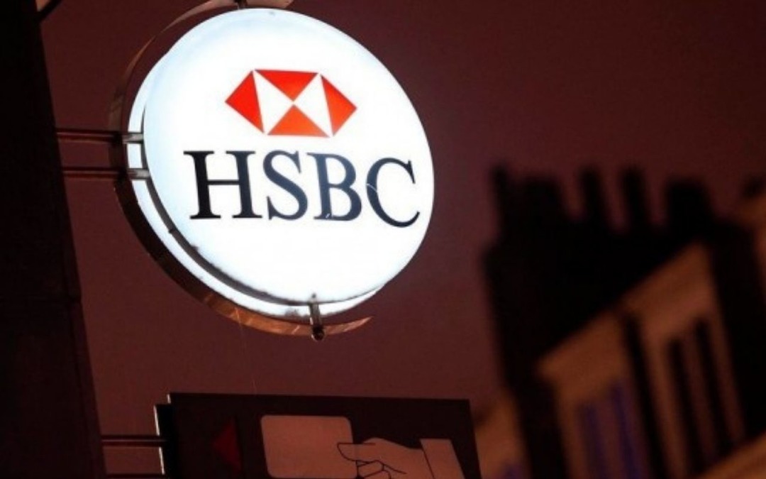 HSBC'de bir ilk! 300 milyar dolar barajını aştı
