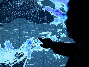 Meteoroloji'den yurdun doğusu i&ccedil;in kuvvetli fırtına uyarısı