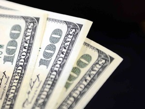 Serbest piyasada d&ouml;viz fiyatları