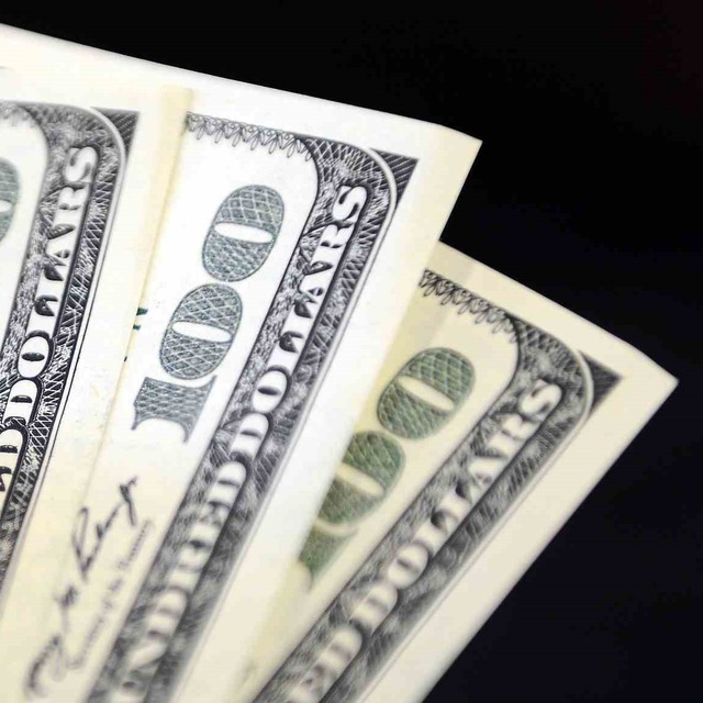 Serbest piyasada d&ouml;viz fiyatları