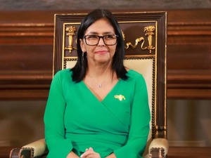 Venezuela'da Rodriguez "başkomutan" olarak tanındı