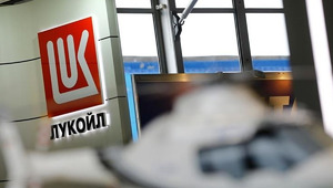 Rus petrol devinden satış kararı! ABD yaptırımlarına dayanamadı