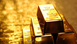 Altın fiyatları y&uuml;kseldi, k&uuml;resel talep rekor kırdı! T&uuml;rkiye'de tablo tam tersi