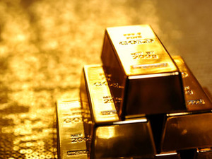 Altın fiyatları y&uuml;kseldi, k&uuml;resel talep rekor kırdı! T&uuml;rkiye'de tablo tam tersi