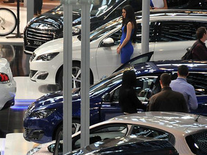 AB'de ge&ccedil;en yıl yeni otob&uuml;s satışları artarken, van ve kamyon geriledi