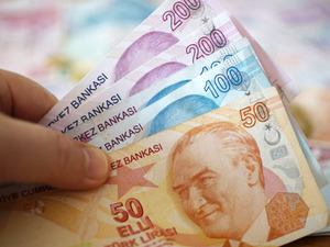 T&uuml;rk-İş hesapladı! Yeni yılın ilk a&ccedil;lık ve yoksulluk sınırı rakamları a&ccedil;ıklandı