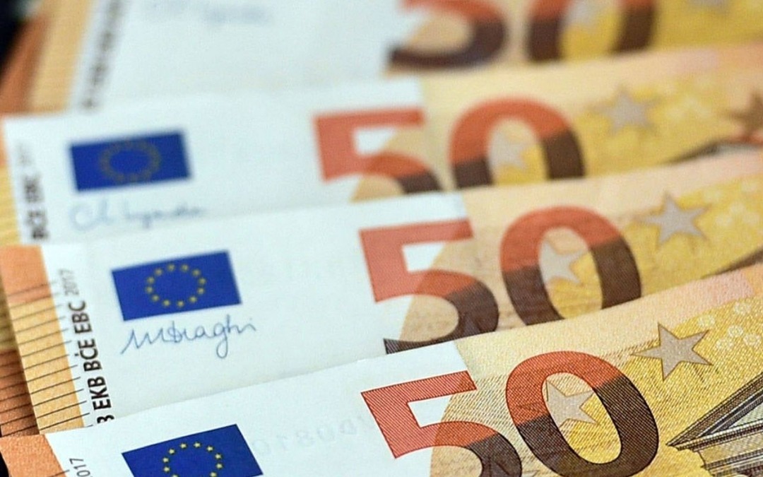 Euro B&ouml;lgesi ekonomisi son &ccedil;eyrekte y&uuml;zde 0,3 b&uuml;y&uuml;d&uuml;