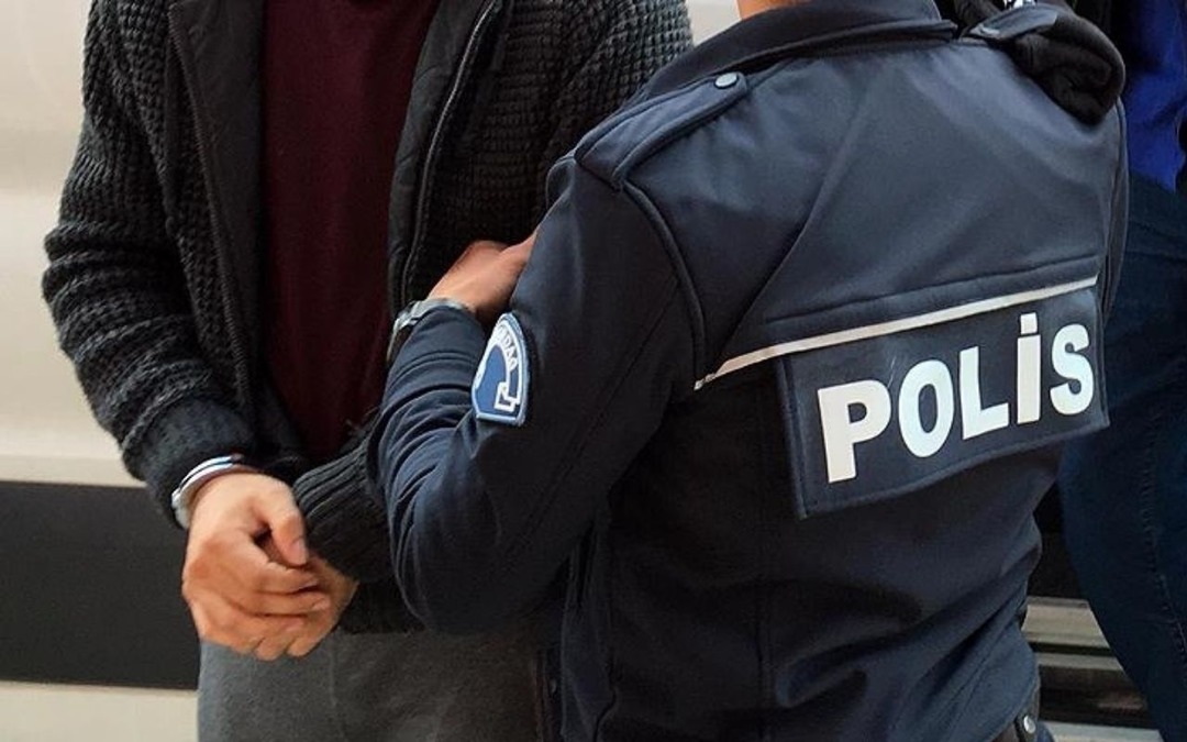 Aksaray'da uyuşturucu operasyonunda 8 ş&uuml;pheli tutuklandı