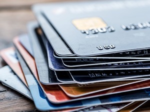 BDDK'dan yeni hamle! Kart bor&ccedil;larına 48 ay vade, limitlerde y&uuml;zde 50-80 oranında azaltma kararı