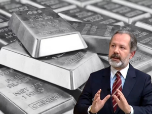 İslam Memiş g&uuml;m&uuml;ş i&ccedil;in net konuştu: &ldquo;Bana g&ouml;re hala pahalı&rdquo;