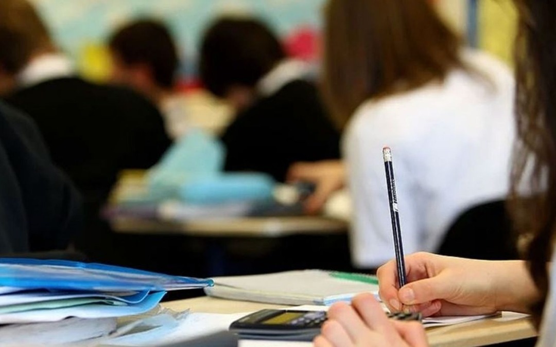 Kırklareli'nde kar yağışı nedeniyle eğitime ara verildi