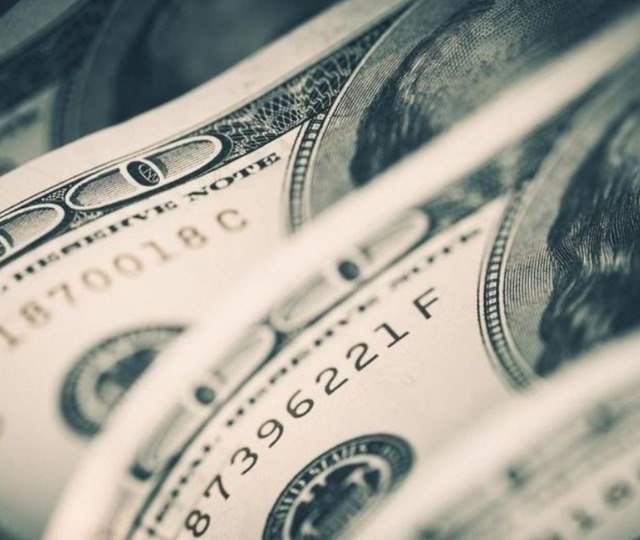 Serbest piyasada d&ouml;viz a&ccedil;ılış fiyatları