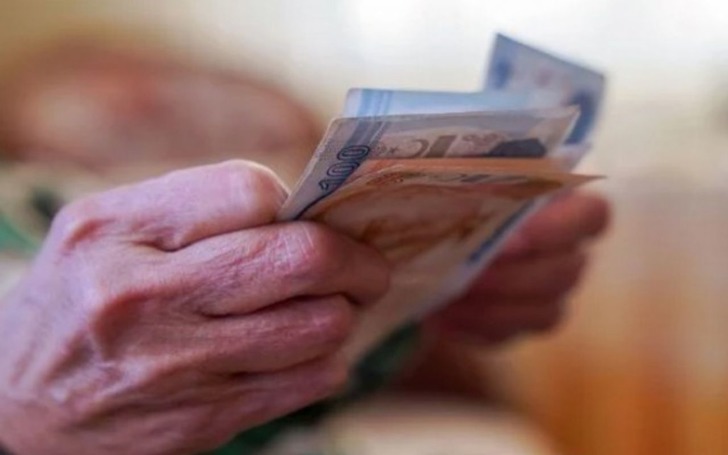 Emekliye m&uuml;jde! Maaş farkı bu tarihte hesaplara yatacak