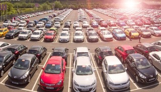 AB'de yeni otomobil satışları şubatta arttı