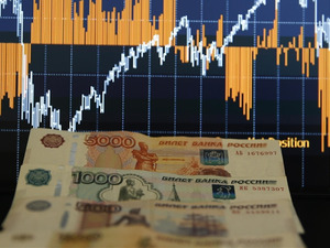 Rusya ekonomide bu yıl y&uuml;zde 1-1,3 b&uuml;y&uuml;me bekliyor