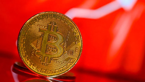 Trump d&ouml;neminde elde ettiği b&uuml;t&uuml;n kazan&ccedil;lar gitti! Son 16 ayın en d&uuml;ş&uuml;k seviyesinde: Bitcoin 70 bin doların da altına indi