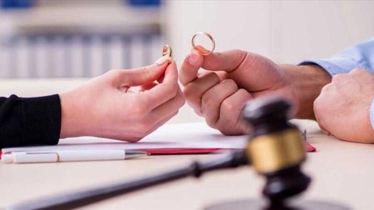 Boşanma sonrası nafakada "S&uuml;re" devrimi: Hangi evliliğe ka&ccedil; yıl nafaka &ouml;denecek?