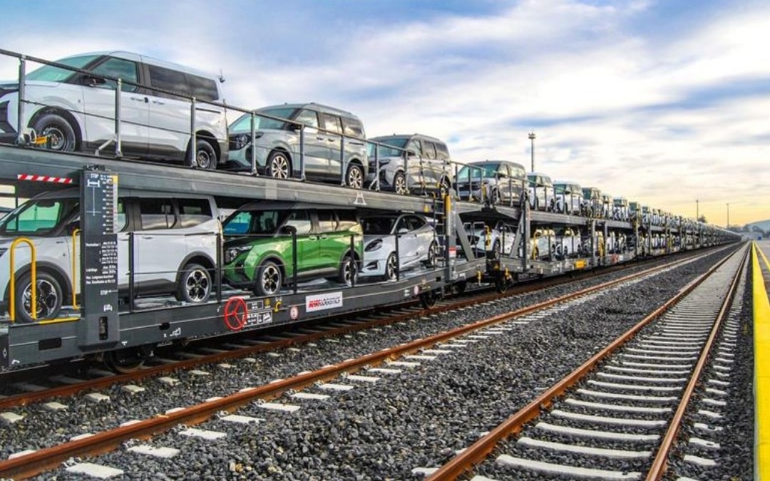 Ford Otosan'dan &ccedil;evreci demir yolu projesi