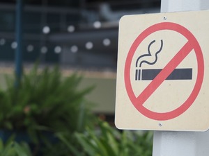 Sigara yasağının kapsamı genişliyor! Parklara ve plajlara kırmızı hat