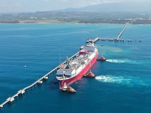 D&ouml;rtyol FSRU Terminali 8 yılda şebekeye 13,4 milyar metrek&uuml;p gaz sağladı