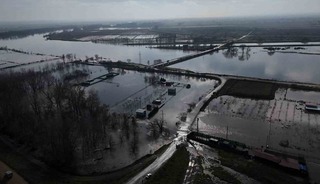 Meri&ccedil; Nehri taştı! Yerleşim alanları sular altında