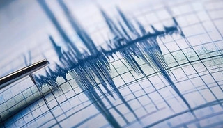 Akdeniz'de gece saatlerinde korkutan deprem