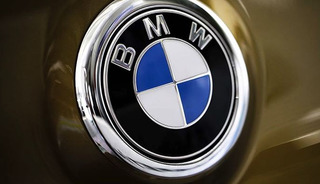 Alman otomotiv devinde alarm! Binlerce aracını geri &ccedil;ağırıyor