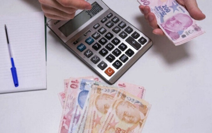 Emeklilikte farklı zam d&ouml;nemi sona mı eriyor? D&uuml;zenlemeden bilgi sızdı: Maaşlara ortak zam!