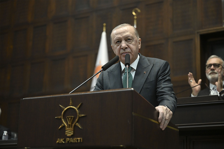 Cumhurbaşkanı Erdoğan'dan konut m&uuml;jdesi! "Depremzedeye evler faizsiz olacak"