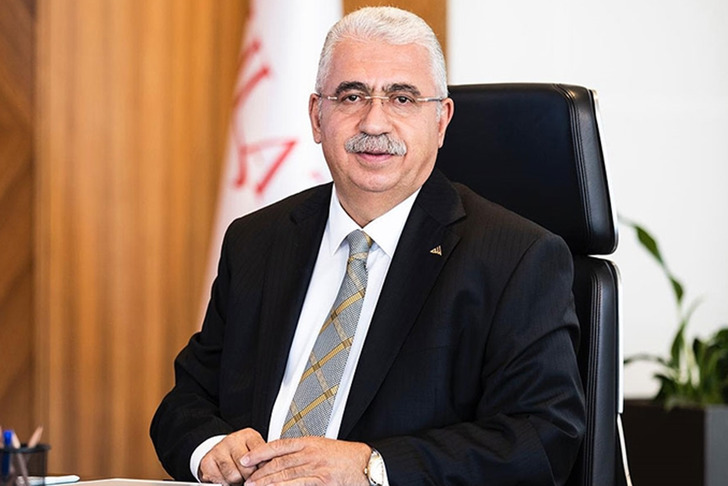 İş d&uuml;nyasında g&uuml;ndem yaratan karar! İş İnsanı Ahmet Ahlatcı'ya yurt dışına &ccedil;ıkış yasağı: Şirketten ilk a&ccedil;ıklama geldi