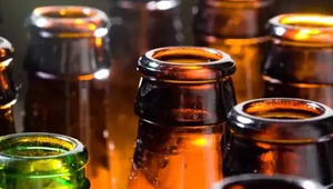 D&uuml;nyaca &uuml;nl&uuml; bira &uuml;reticisinden &ccedil;arpıcı karar! Binlerce kişiyi işten &ccedil;ıkarıyor