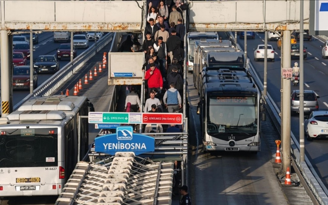 İstanbul&rsquo;da toplu ulaşıma zam mı geliyor? İBB teklif verdi!