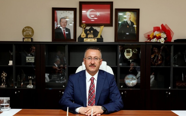 AK Parti'den kesin ihra&ccedil; talebi! Mutlu Işıksu kimdir?