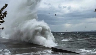 Meteoroloji'den denizlerde fırtına uyarısı