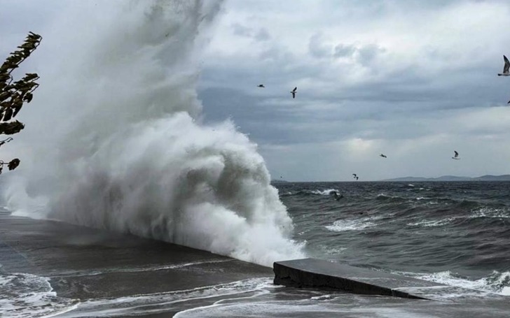 Meteoroloji'den denizlerde fırtına uyarısı
