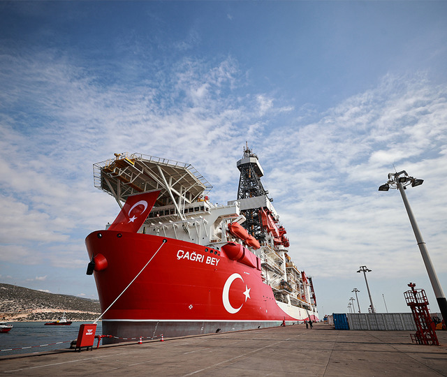 &Ccedil;ağrı Bey sondaj gemisi yarın Somali'ye doğru yola &ccedil;ıkacak