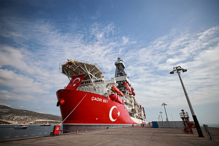 &Ccedil;ağrı Bey sondaj gemisi yarın Somali'ye doğru yola &ccedil;ıkacak