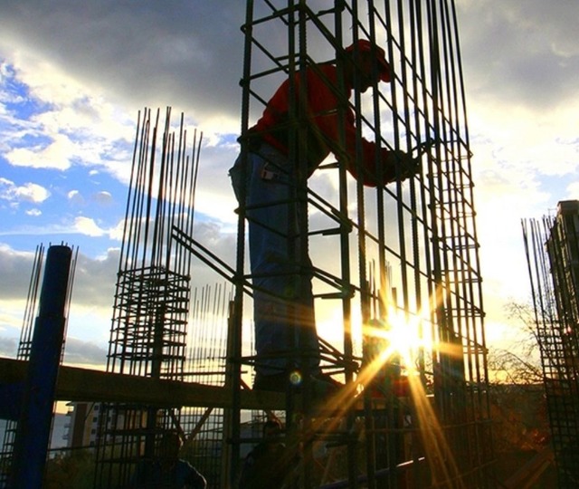 İnşaat &uuml;retim endeksi 2025 sonunda artışı s&uuml;rd&uuml;rd&uuml;