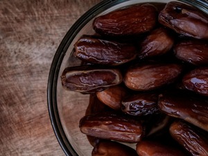 Hurma fiyatları kırmızı et ile yarışıyor: Kilosu bin lirayı aştı!