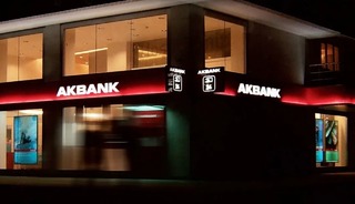 Akbank'tan 4,4 milyar liralık İTMK ihracı