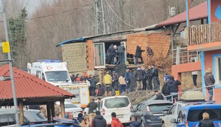 Zonguldak'ta maden ocağı göçtü: Mahsur kalan işçiler var